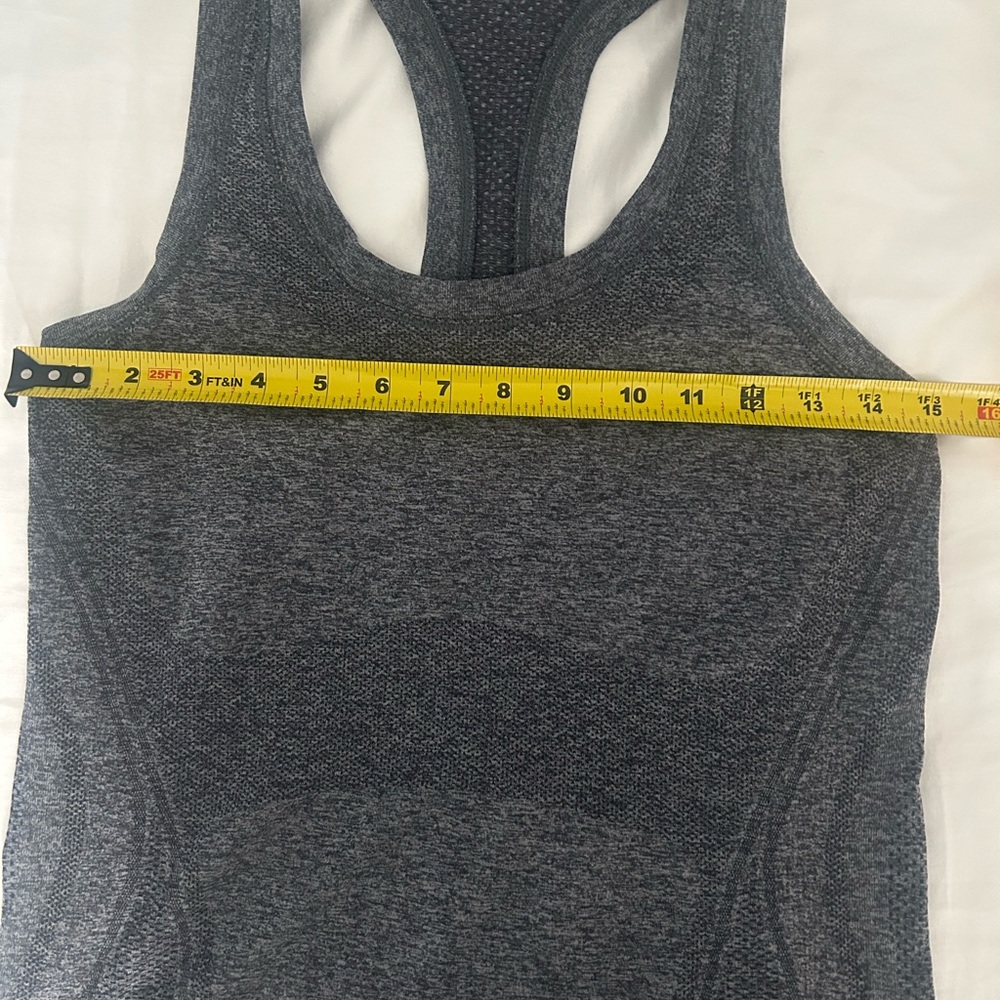 ATHLETA MOMENTUM SEAMLESS HEATHER TANK - M- Charcoal Gray Heather